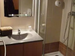 فندق Ad Cyber-hotel لُنْيو