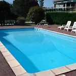 Ad Cyber-hôtel 2*